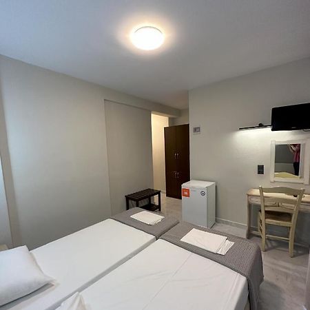 Hotel Afrodite ネイポリ エクステリア 写真