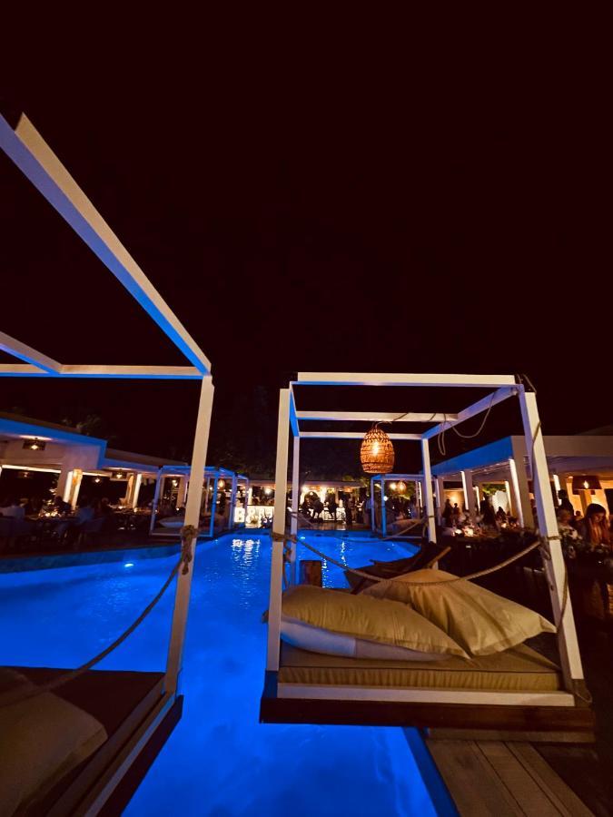Hotel Afrodite ネイポリ エクステリア 写真