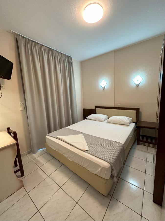 Hotel Afrodite ネイポリ エクステリア 写真