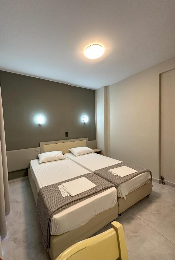 Hotel Afrodite ネイポリ エクステリア 写真