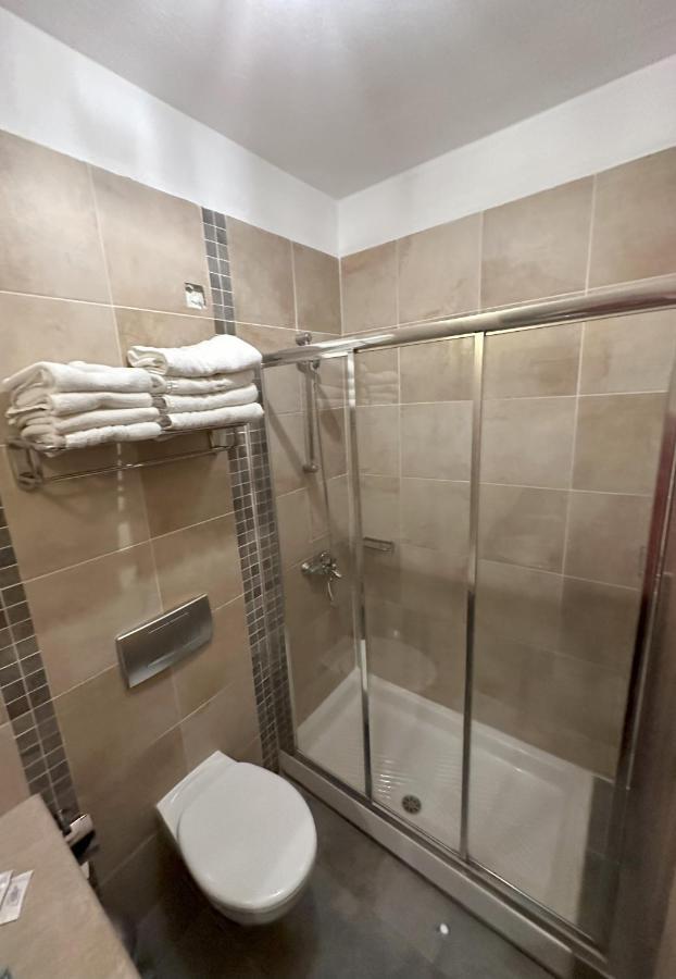 Hotel Afrodite ネイポリ エクステリア 写真