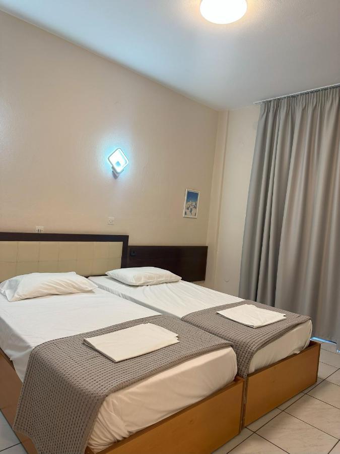 Hotel Afrodite ネイポリ エクステリア 写真