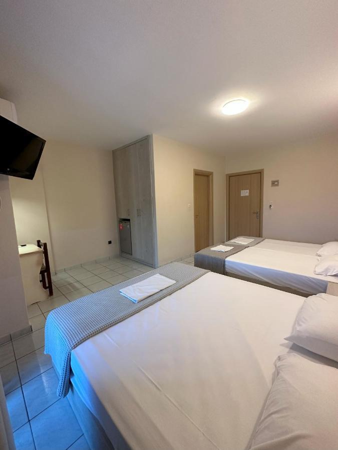 Hotel Afrodite ネイポリ エクステリア 写真